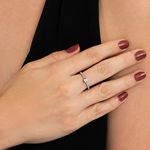 modelo-anel-ouro-branco-18k750-diamante-19-pontos-brilhantes-brancos-detalhe-ANOBBRI74884