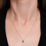 modelo-colar-ouro-amarelo-18k750-esmeralda-50-pontos-brilhante-branco-detalhe-COOAESM775380
