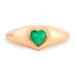 anel-ouro-amarelo-18k750-esmeralda-coracao-47-pontos-frontal-ANOAESM678000