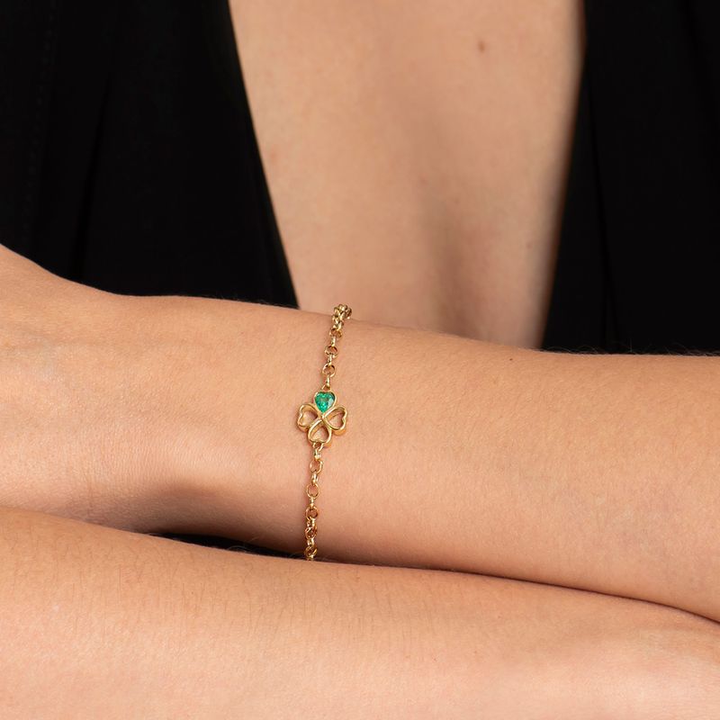 modelo-pulseira-ouro-amarelo-18k750-esmeralda-trevo-detalhe-PUOAESM27009