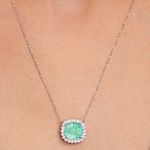 modelo-colar-ouro-branco-18k750-esmeralda-colombiana-635cts-brilhantes-detalhe-COOBESM06350