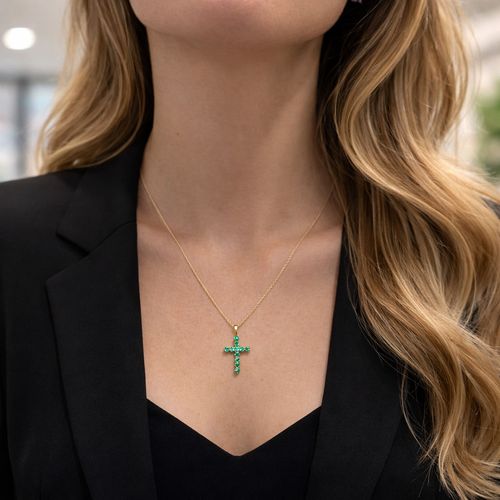 Pingente esmeralda cruz maior