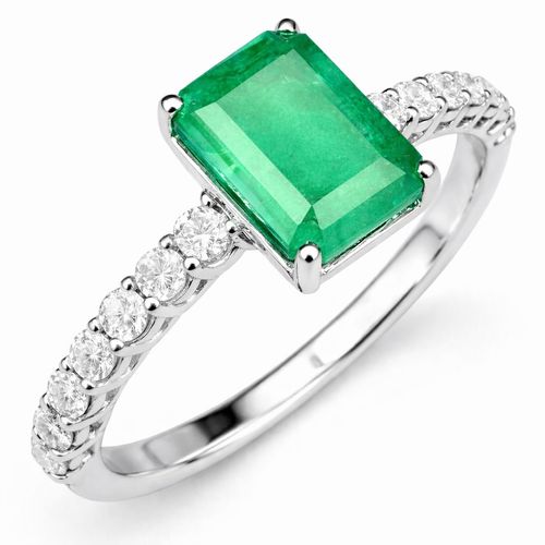 Anel esmeralda 74 pontos e brilhantes